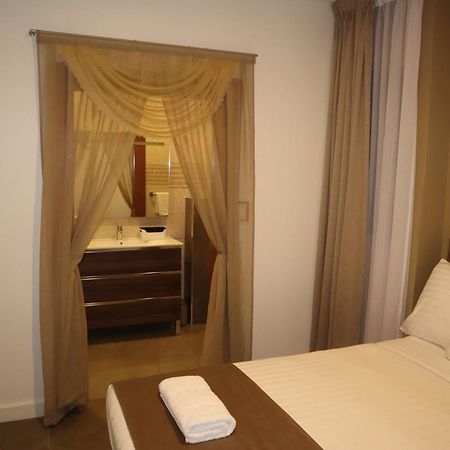 Empire Apartments Su 2 Marthastraat Παραμαρίμπο Εξωτερικό φωτογραφία